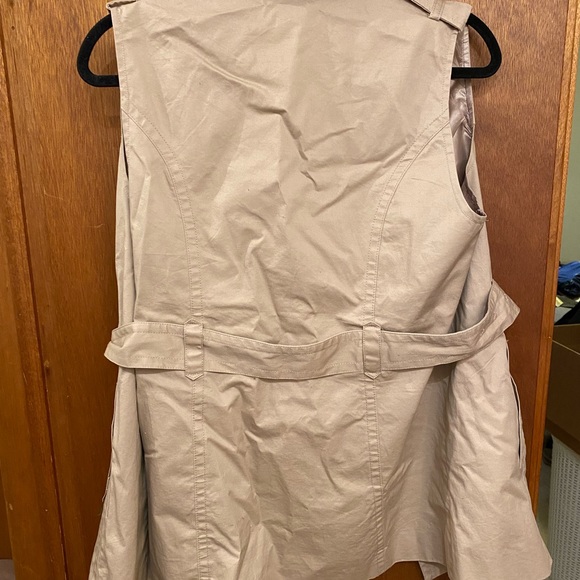 Trench coat vest - Picture 3 of 4